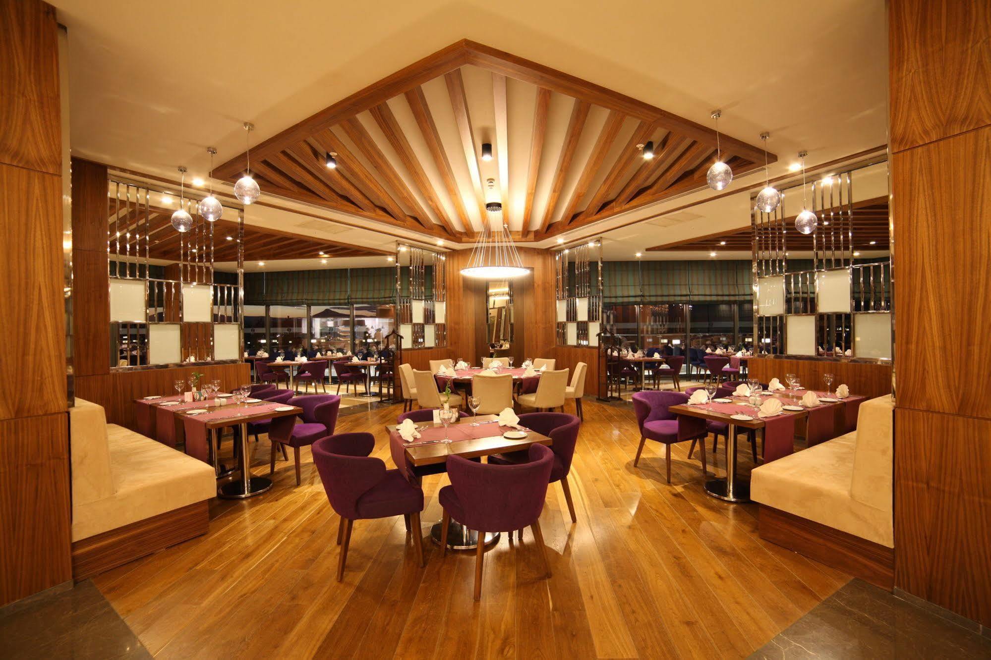 Hotel Ramada Plaza By Wyndham Konya